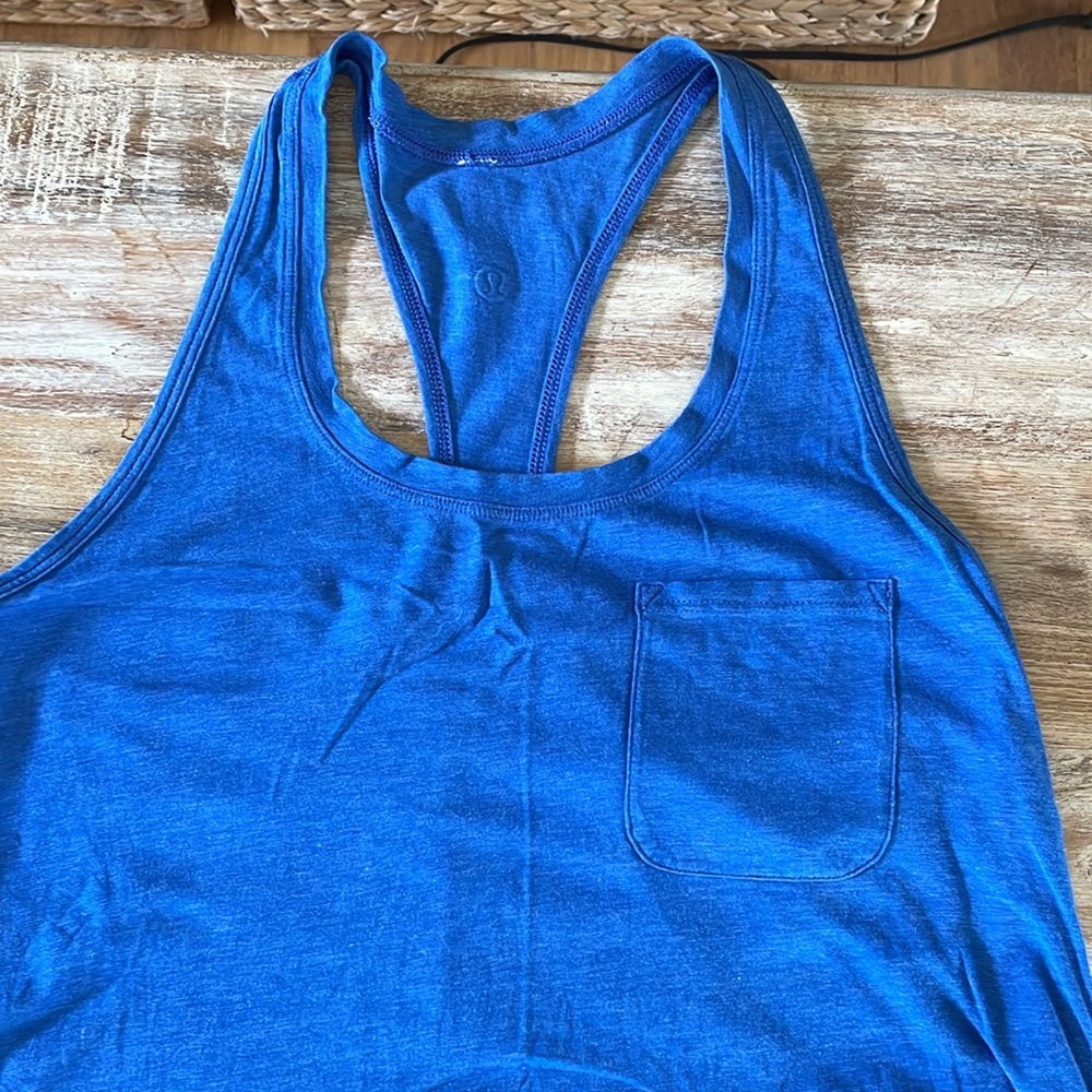 Lululemon Yogi Racer Back III - Picture 3 of 12